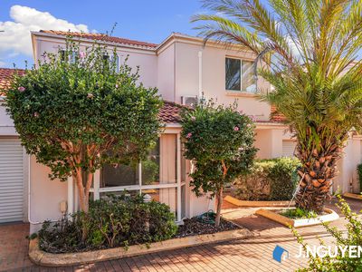 2 / 620-622 The Horsley Drive, Smithfield