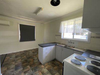 19 TERRY STREET, South Tamworth