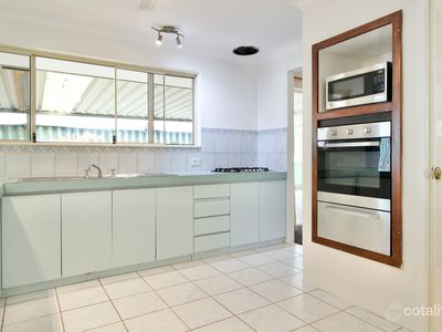 3 Muir Cl, Waikiki