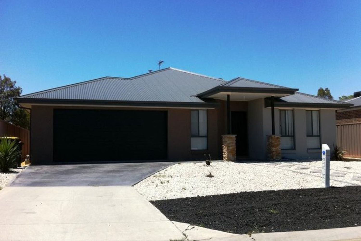 13 Matthews Court, Horsham
