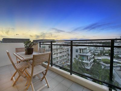 30 / 13 Bay Drive, Meadowbank