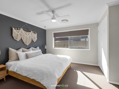 52 McEwan Drive, Cranbourne East
