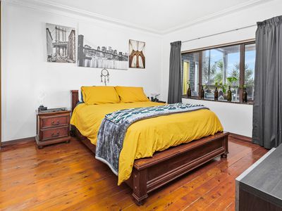 23 Northcliffe Drive, Lake Heights