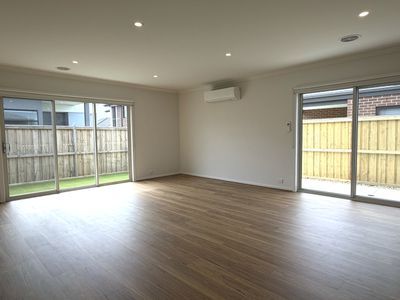 20 Swift Street, Charlemont