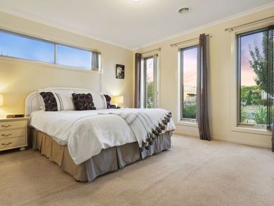 30 Clearwater Rise Parade, Truganina