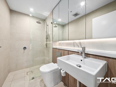 141 / 9 Maple Tree Road, Westmead