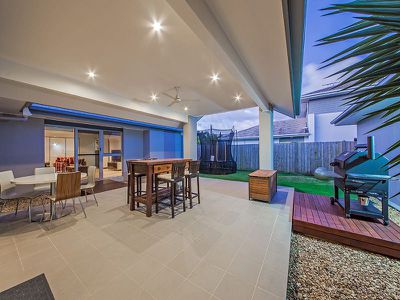 16 Macquarie Street, Wakerley