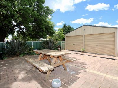 15 Locke Street, Raglan