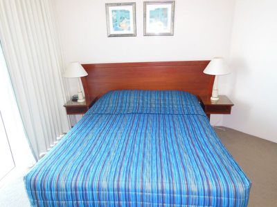 1006 / 182 Marine Parade, Labrador