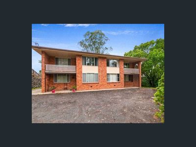 4 / 22 Robinson Avenue, Girards Hill