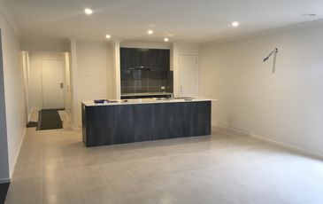 68 Viewbright Rd, Clyde North