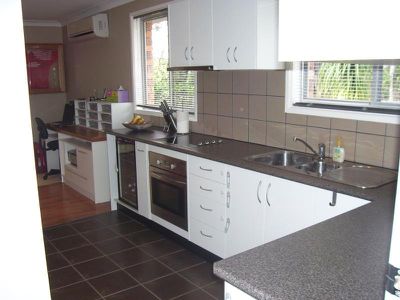13 Asquith Ave, Windermere Park