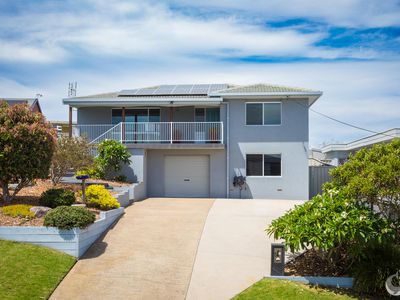 5 Collins Crescent, Narooma