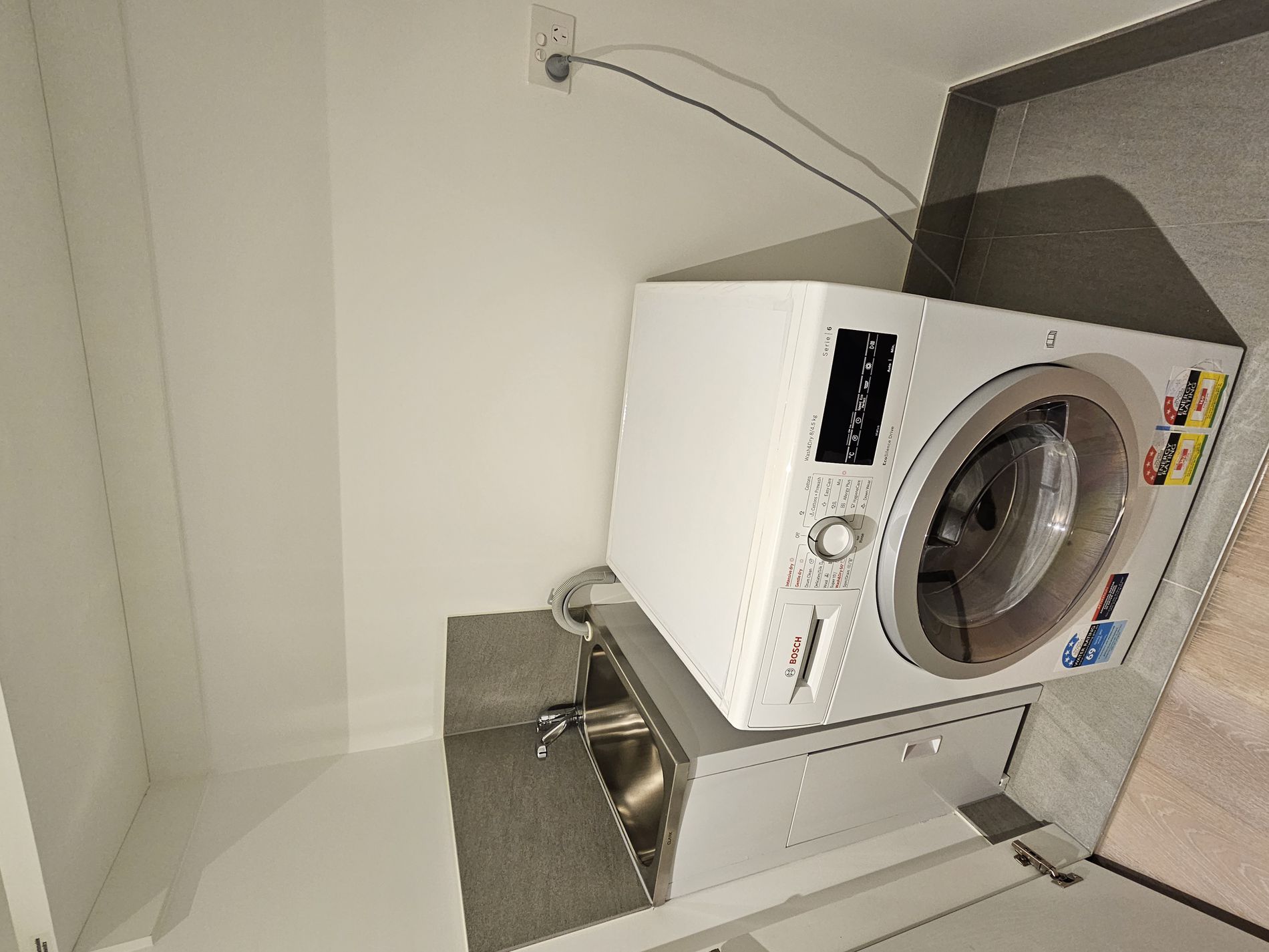 3809 / 260 Spencer Street, Melbourne