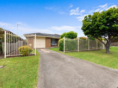 12 Ellen Way, Sale