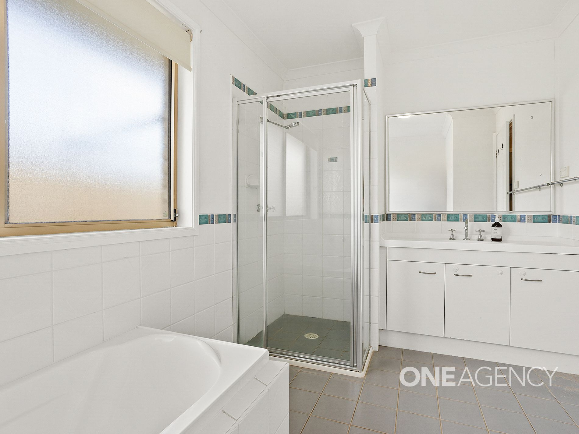 2 Stubbs Road, Albion Park