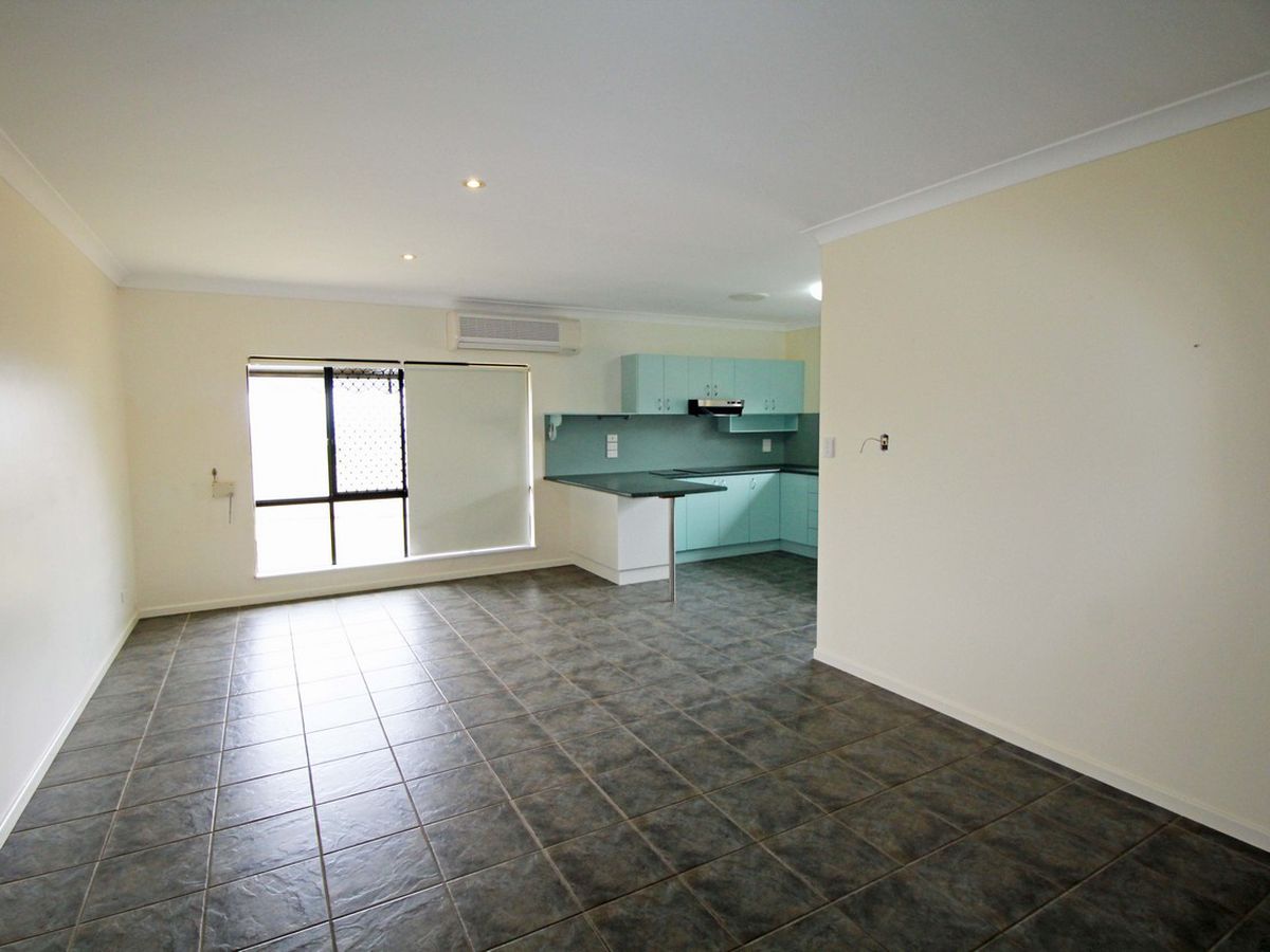 7 Jannina Drive, Atherton