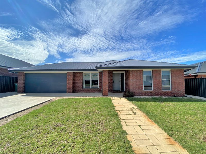 47 Mclaren Boulevard, Thurgoona