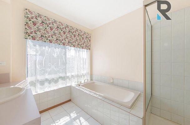 30 Cowes Street, Craigieburn