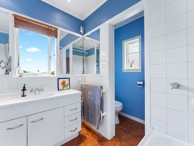 446 Riddell Road, Glendowie