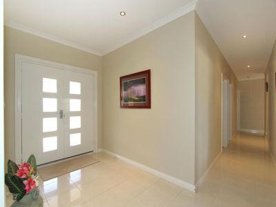 19 Gatacre Drive, Somerville