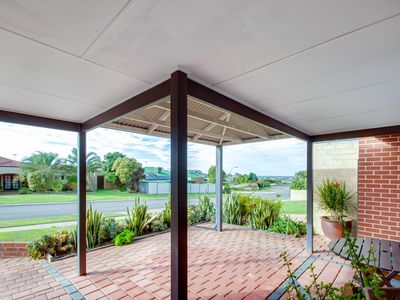 8 Foreshore Vista, Yanchep