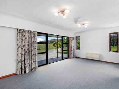 806 Outram-Mosgiel Road, Outram