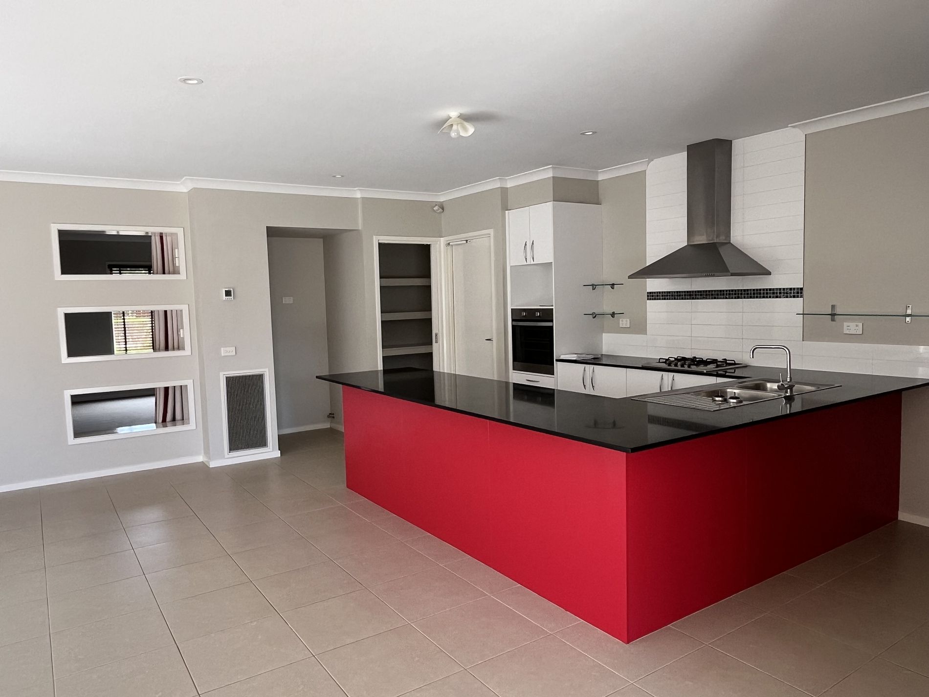 9 Cape Barron Drive, Lara