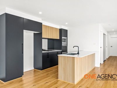 10a Horseshoe Circuit, Calderwood