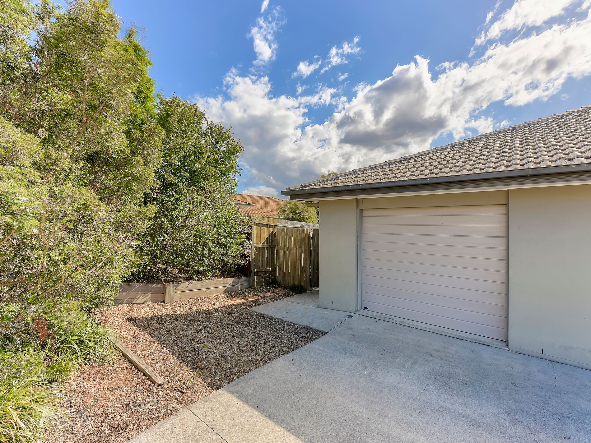 6B Homeland Crescent, Warner