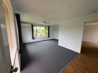 2 Strathallen Drive, Boronia Heights