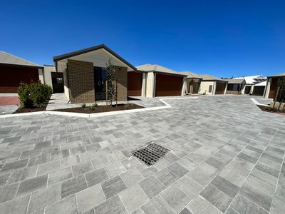 3 / 6 Merion Court, Yanchep