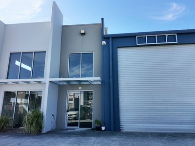 18 / 75 Waterway Drive, Coomera