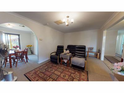 34 Mumford Crescent, Dubbo