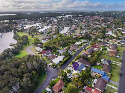 24 Pipers Bay Drive, Forster