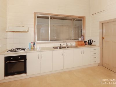 16 Hamilton Street, Murtoa