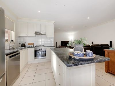 8 Sussex Court , Tarneit