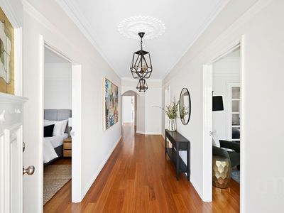 1 Grove End Ridge, Mount Claremont