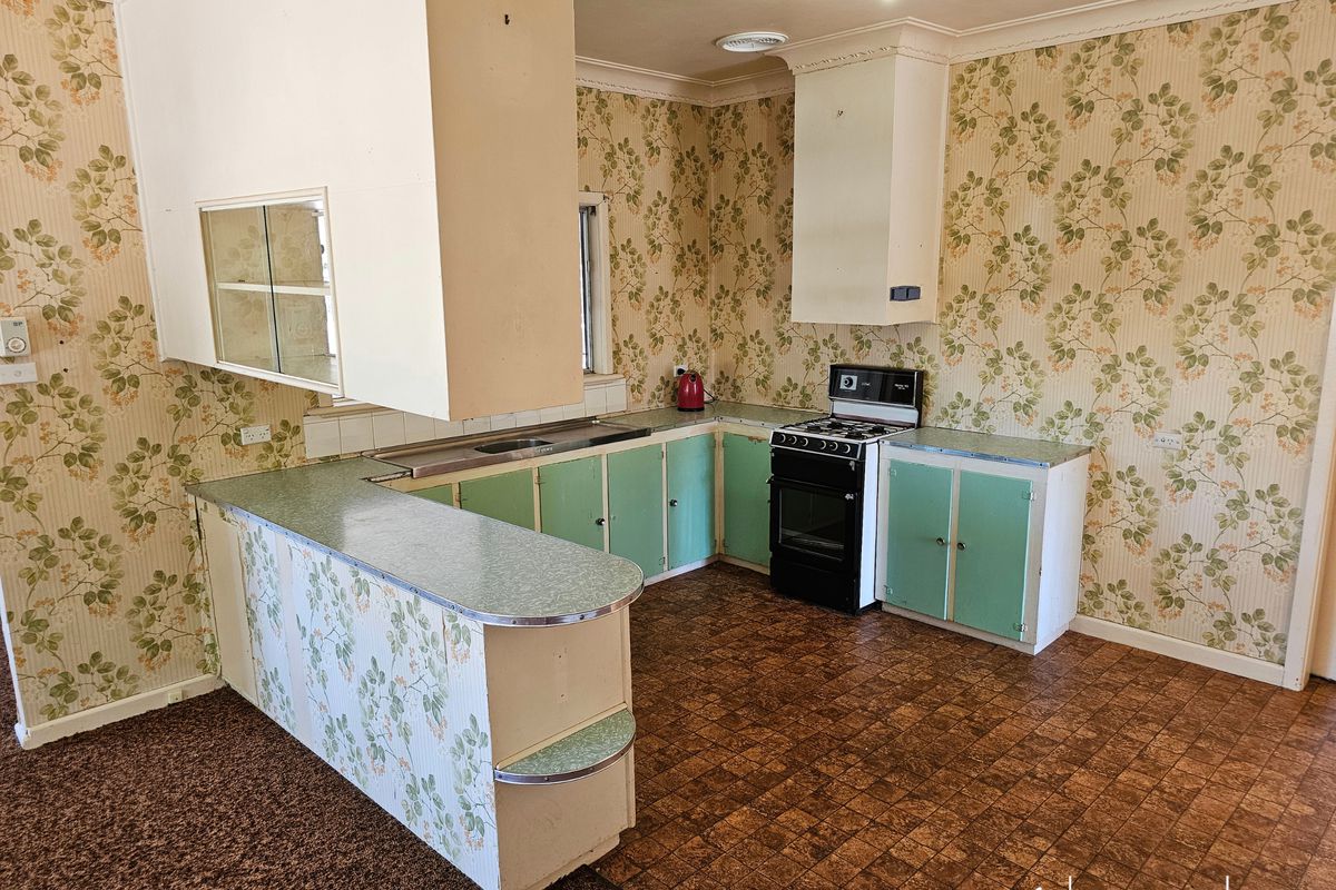 403 Hill Road, Stanhope