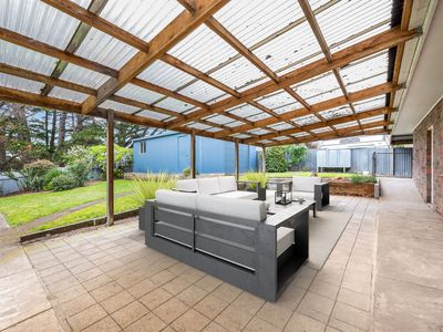 12 Hillcrest Avenue, Mount Gambier