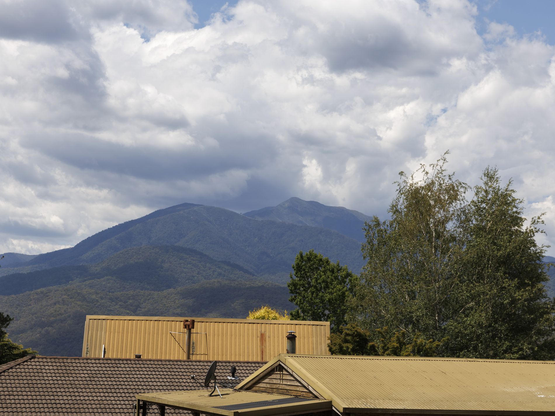 77 St Bernard Drive, Tawonga South