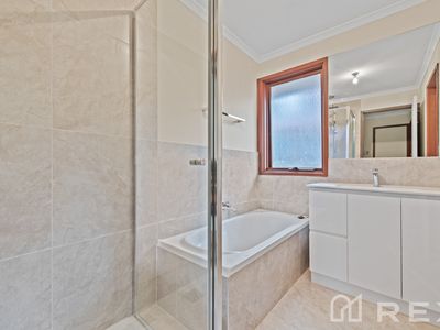 23 George Chudleigh Drive, Hallam