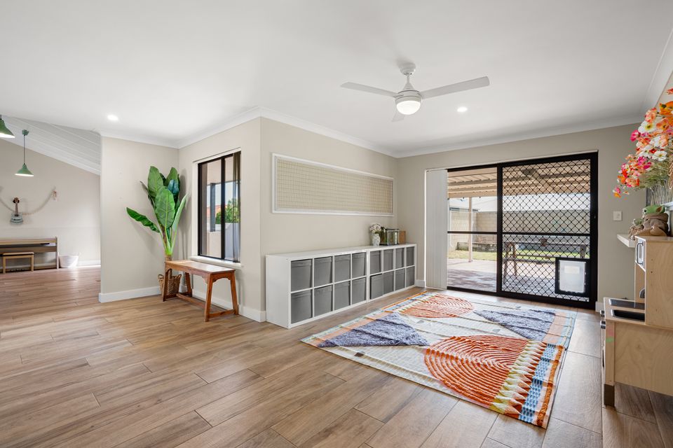 43 TRADE WINDS DRIVE, Safety Bay