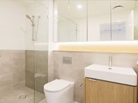 50703 / 21 Mollison Street, West End