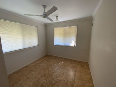 18 Main Street, Hivesville