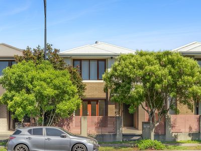 43 Lakeside Parade, Jordan Springs