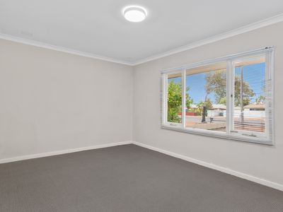 41 Eureka Street, Hannans