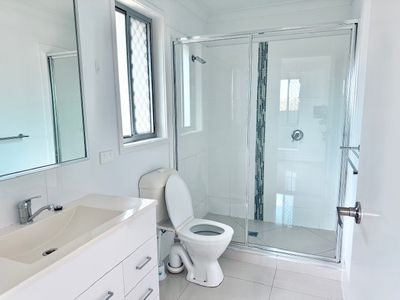 10 Rise Circuit, Pacific Pines