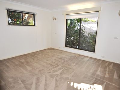 13 Brigalow Avenue, Dubbo