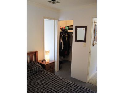 2 / 43 Park view Parade, Redcliffe